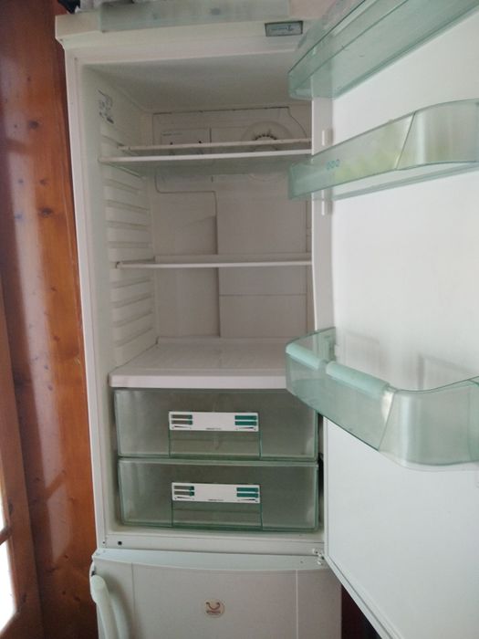 Холодильник два компресори