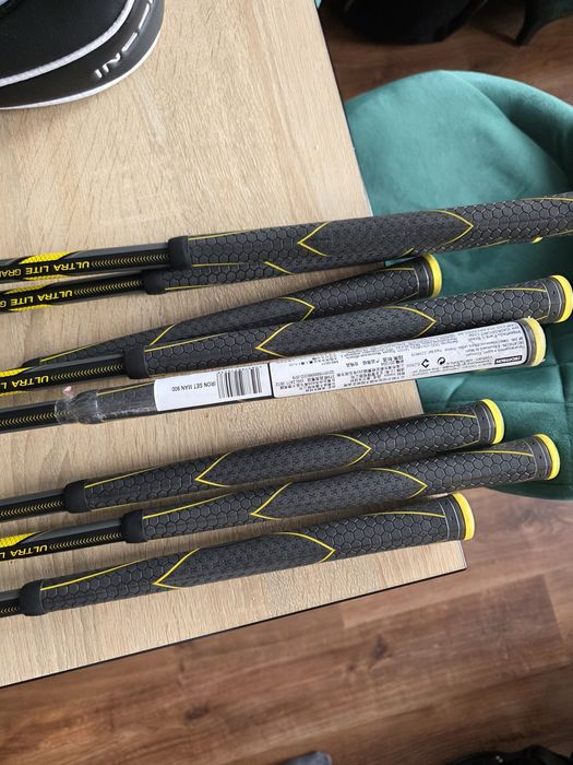 Kije do golfa Inesis 900 + wozek+ torba+ dodatki