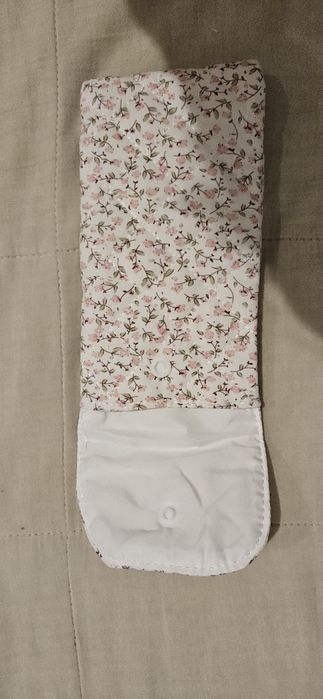 Materiałowe etui na okulary