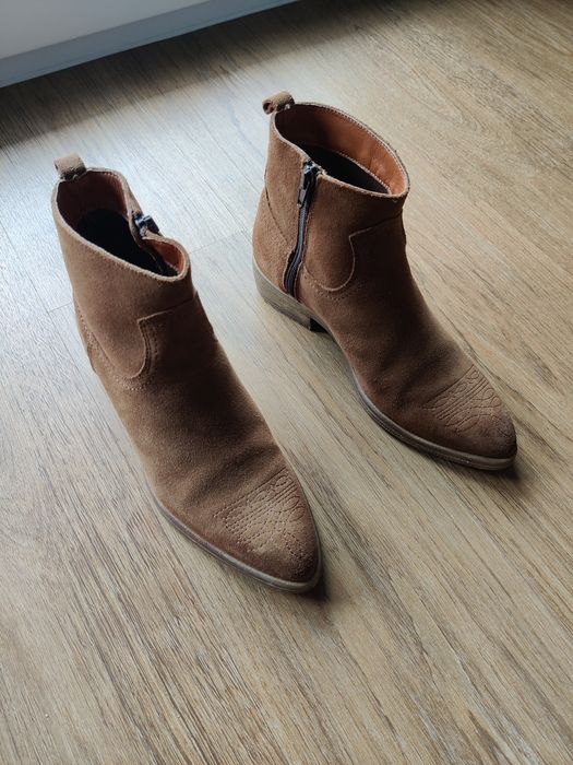 Botas camurça castanha n. 37