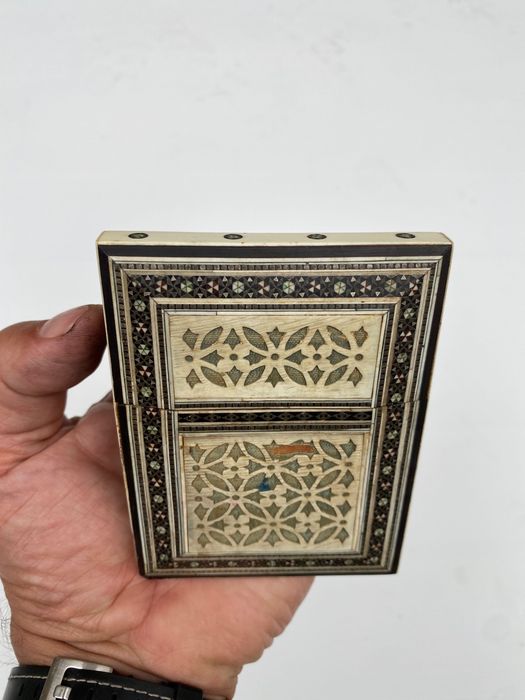Cartoneira Nobre Anglo-indiana Mosaico Sadeli Séc XIX 10,2 cm