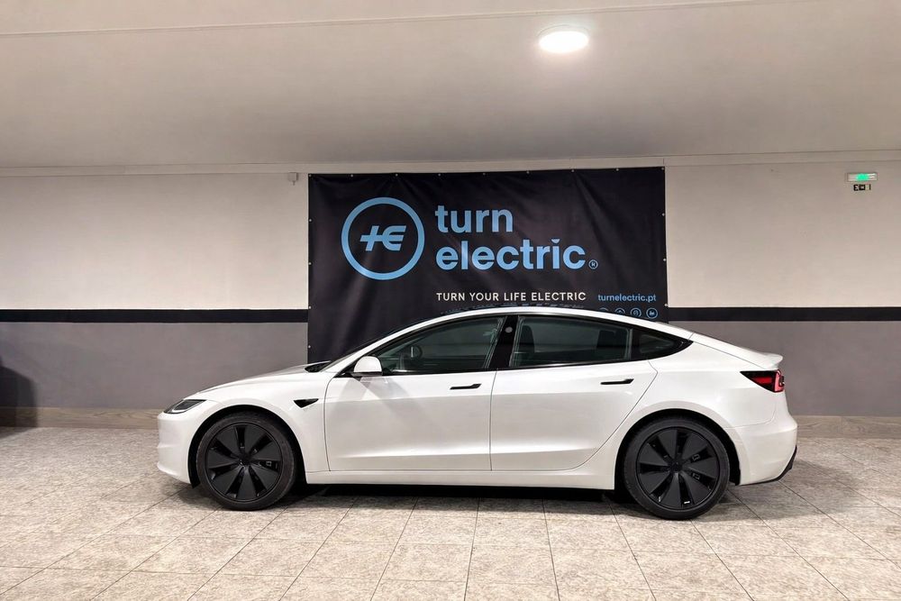 Tesla Model 3 Tração Traseira Premium