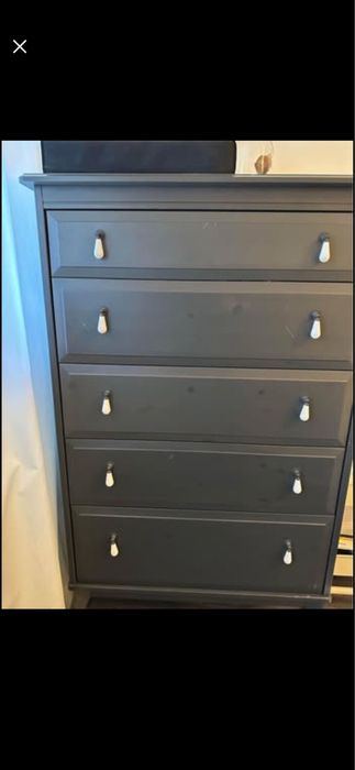 cómoda de quarto em madeira  com 5 gavetas como novo