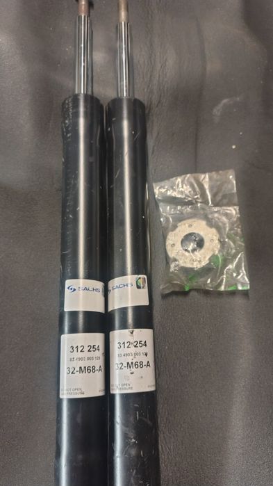 Amortyzatory BMW e34 Sachs przód NOWE