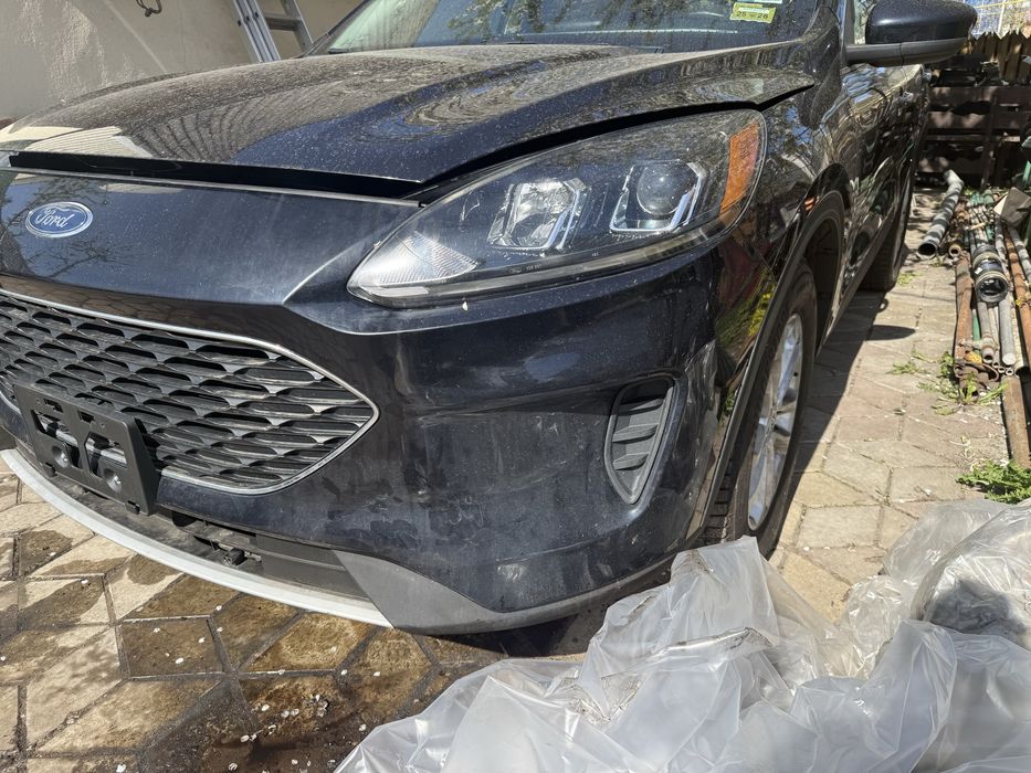 Ford escape мк4 2020 2021 2022 розбірка запчастини разборка чверть двері ляда бампер