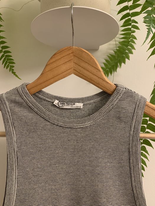 Sukienka obcisła Zara