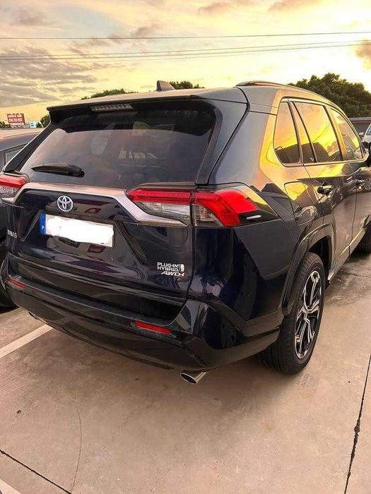 Toyota Híbrido Plug-in 2022 – FULL EXTRA – Teto panorâmico