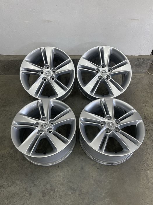 Диски R17 5/115 Opel Astra Insignia Zafira