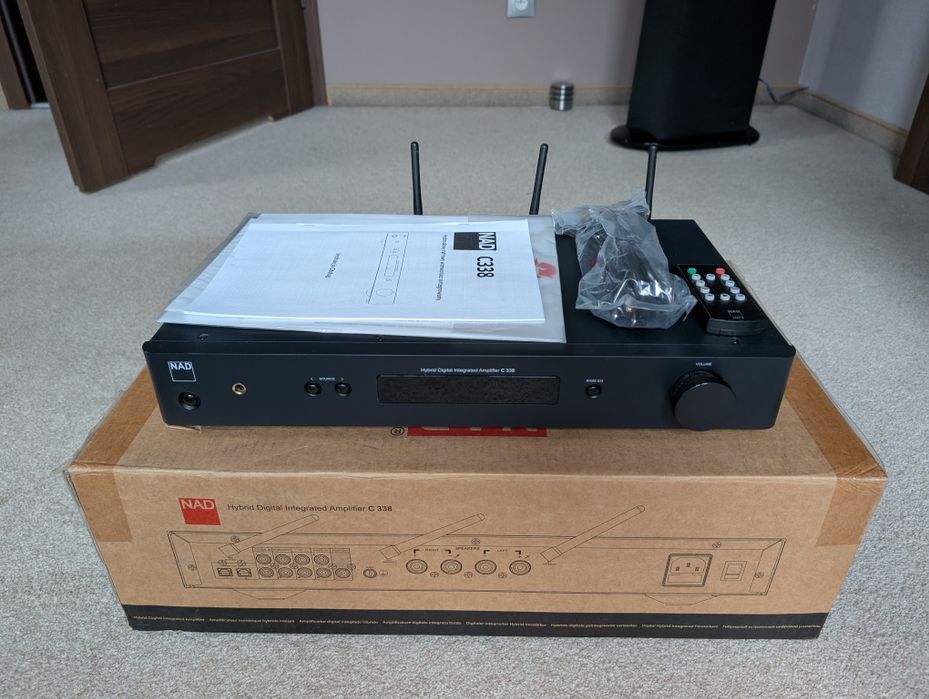 NAD C338 wzmacniacz zintegrowany streamer, stan bdb