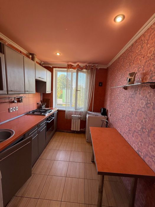 Продам 2к Харківська , ремонт, меблі , техніка