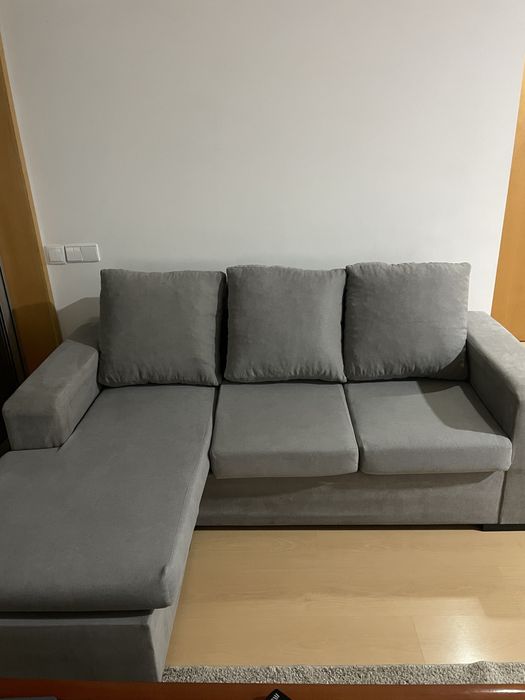sofá com chaise longue