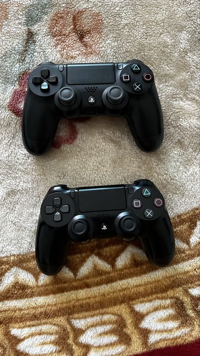 vendo ps4+2comandos+4jogos