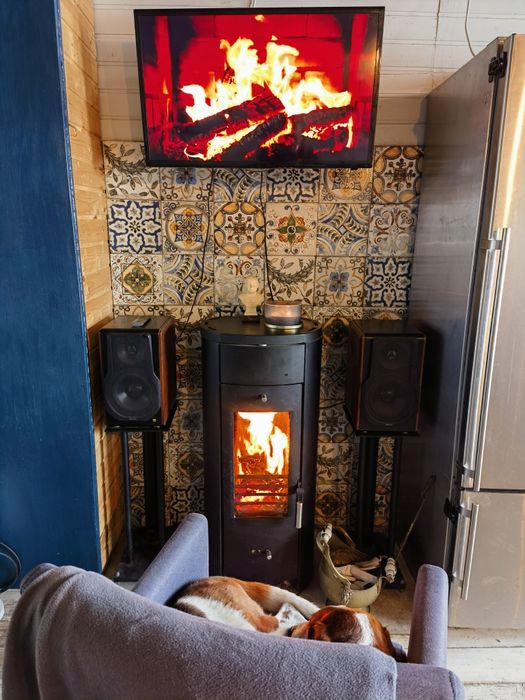 Сдам домик у моря, камін, рибалка, перша лінія у місті, курень