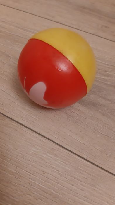 Игрушка-неваляшка