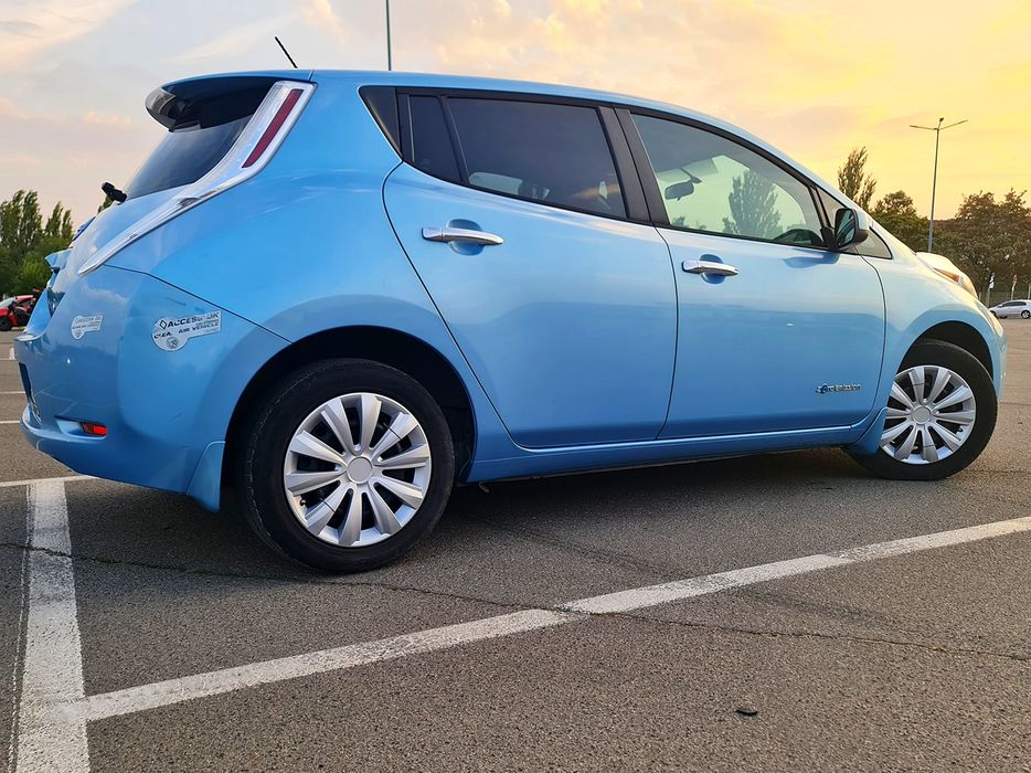 Аренда Ниссан Лиф,  Nissan Leaf, аренда єлектромобиля