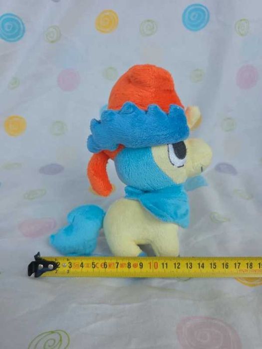 Pokémon peluche do pokémon keldeo - pokémon center