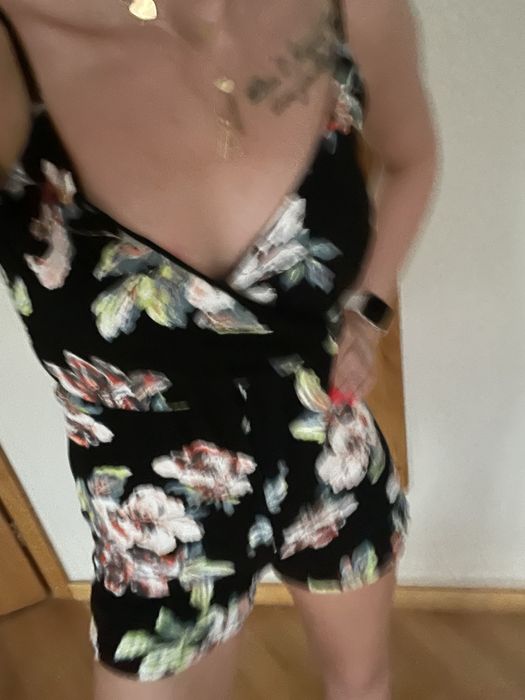 Kombinezon damski krótki Boohoo 36 S 8 w kwiaty