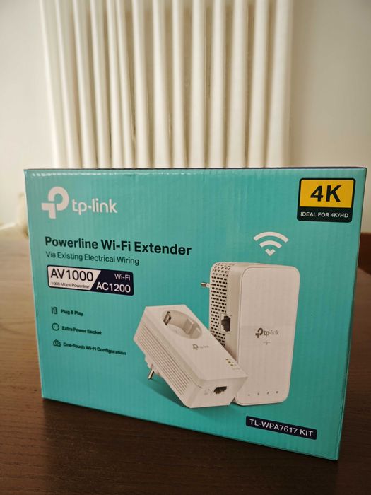 Powerline WiFi extender