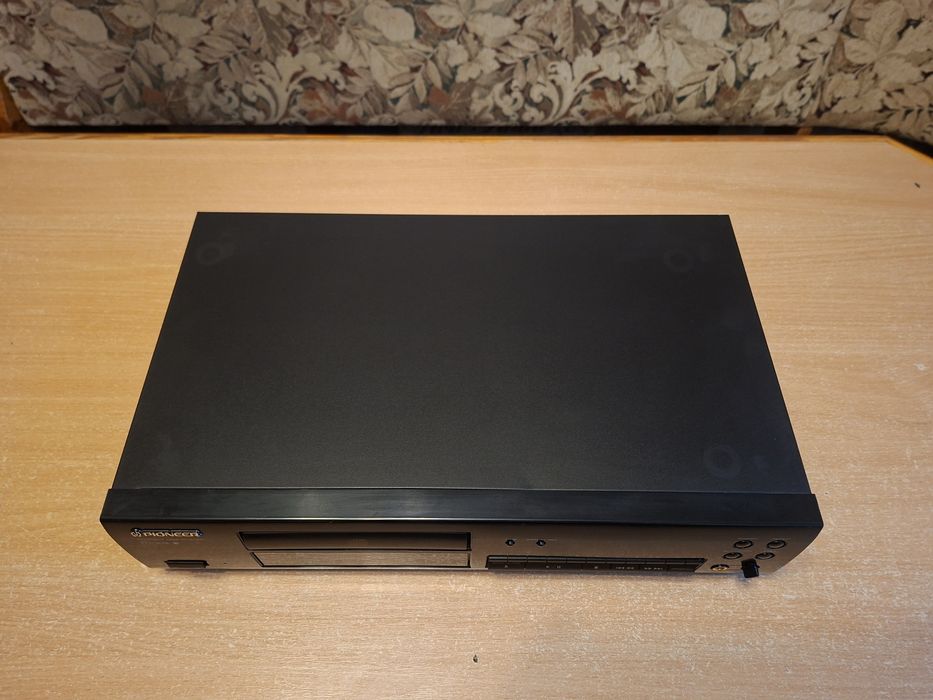 Компактный японский проигрыватель CD Pioneer PD-104,АССОРТИМЕНТ!
