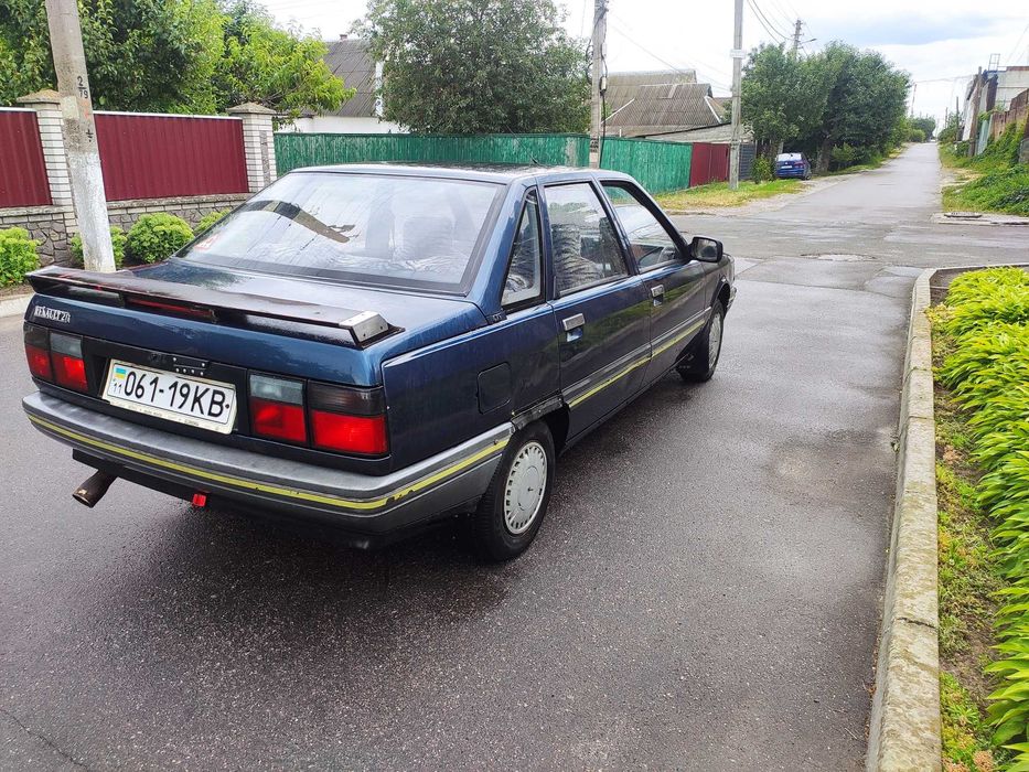 RENAULT 21 1.7 бензин
