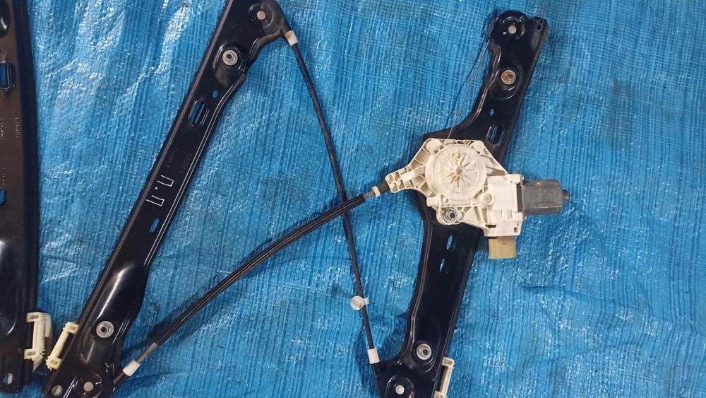 Механізм склопідйомник передні лівий та правий BMW 3 E91 2005-2012 р.