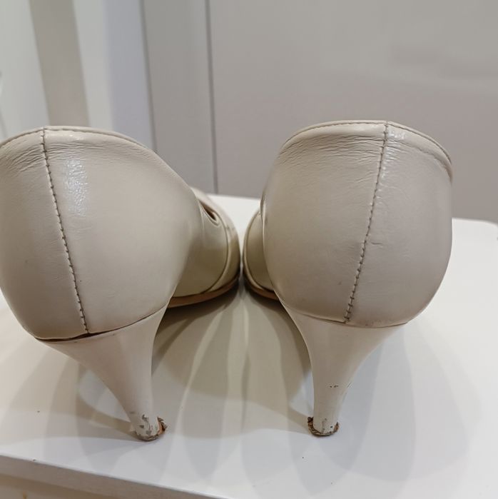Buty skórzane rozmiar 36/37, kremowe, ecru