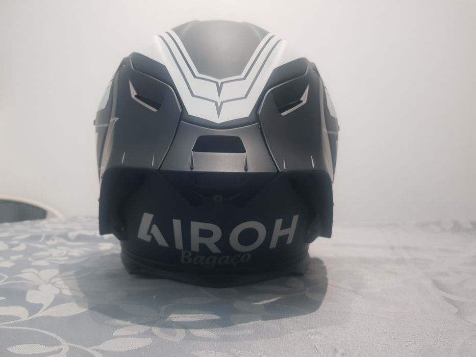 Capacete AIROH GP550 Tamanho s