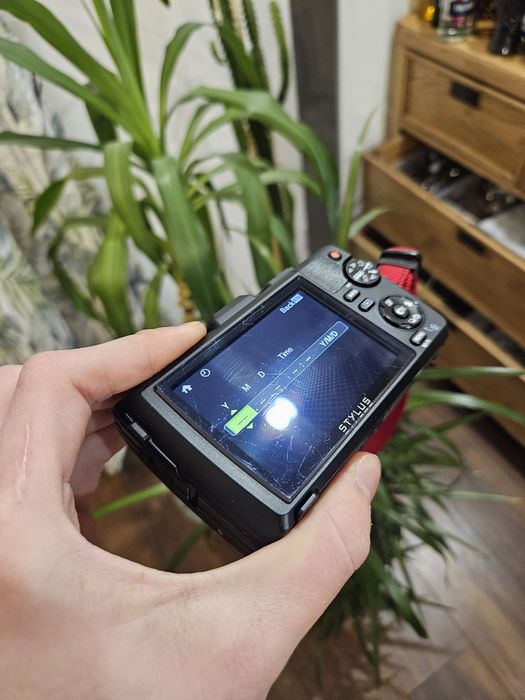 Olympus Tough TG-4