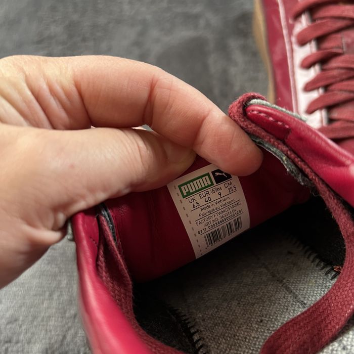 Жіночі кросівки Puma Basket. P. 40.