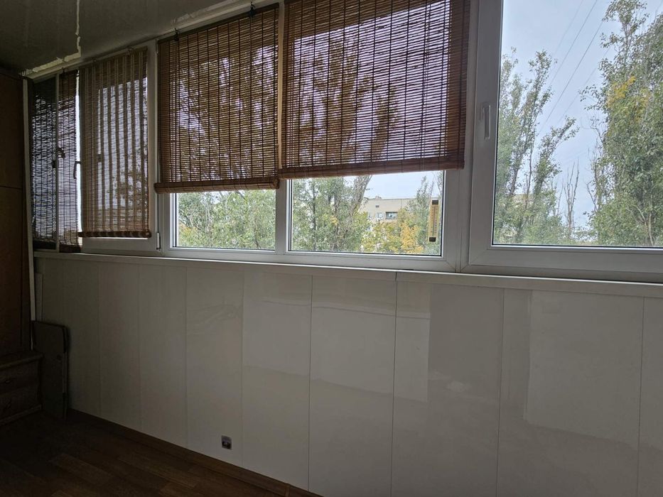 Продам 3х комнатную квартиру на Титова, Незалежности, Янгеля