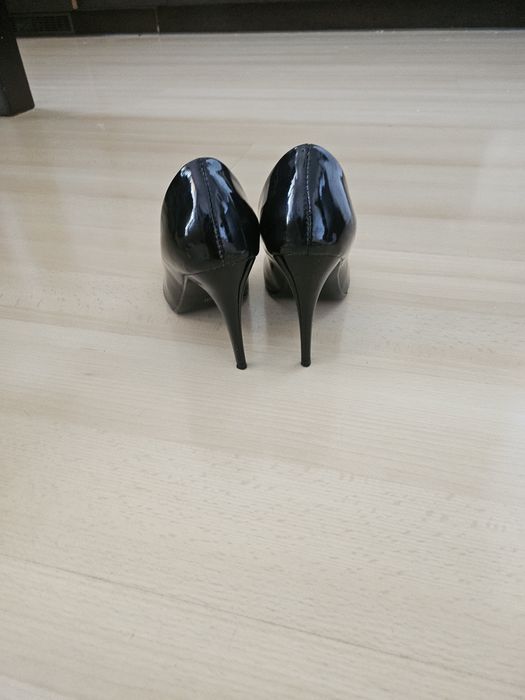 Szpilki czarne, lakierki,roz.36