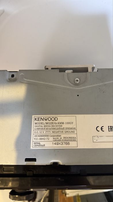 Автомагнитафон Kenwood kmm-104ry kmm-100