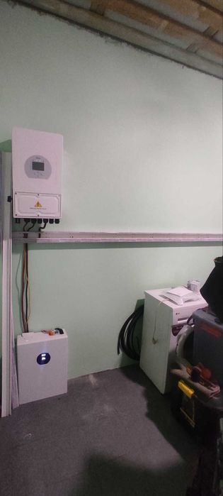 Автономне живлення Інвертор, Акумулятори, Генератор, Сонячні панелі