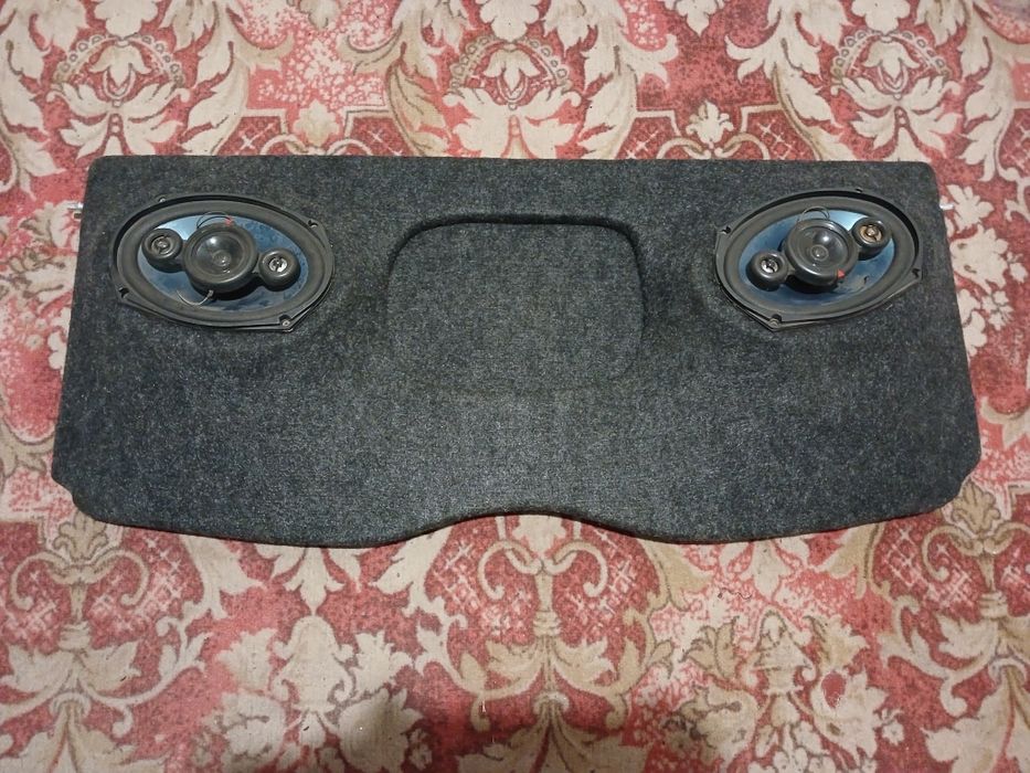Задняя акустическая полка лада калина хетчбек