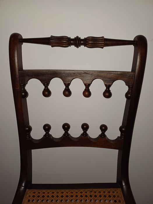 Cadeira com palhinha