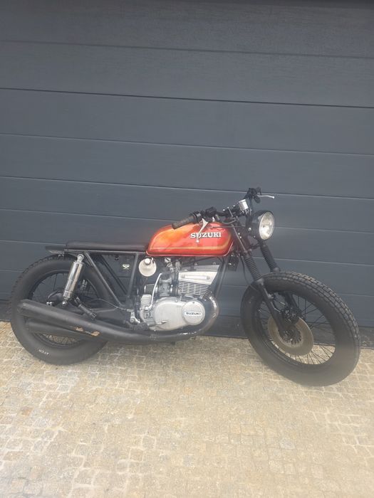 Suzuki gt 380 cafe racer