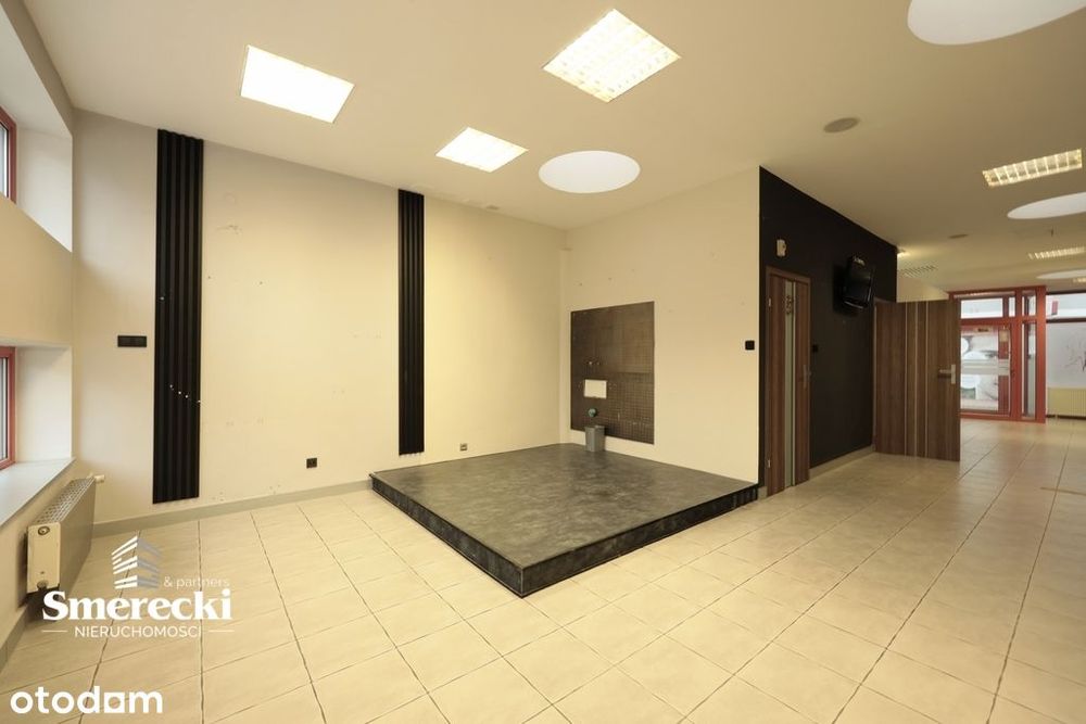 Lokal usługowy na sprzedaż