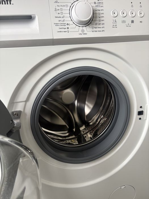 Maquina de lavar roupa