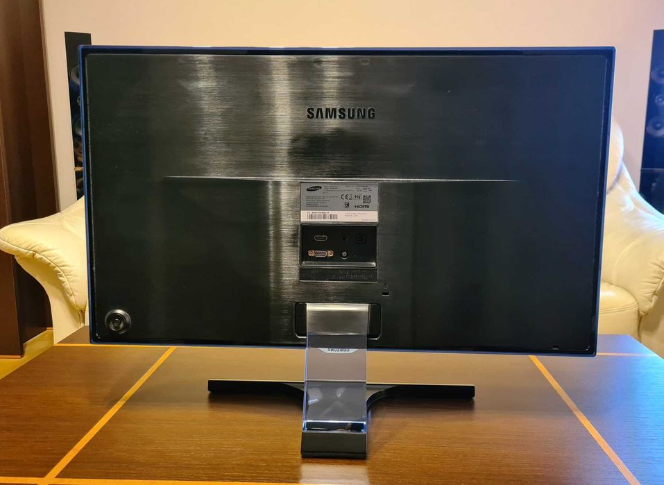 Monitor Samsung S27E390H 27 cali 27" Full HD FullHD 1920x1080 PLS 1x HDMI 1x VGA (D-Sub) + kabel + zasilacz