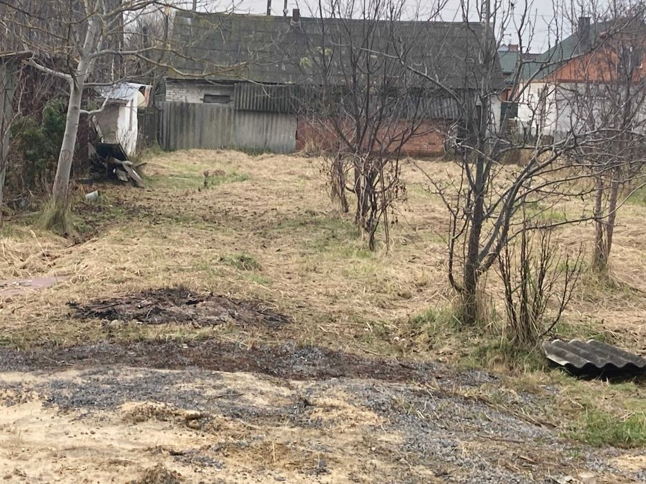 Земельна ділянка по Грушевського