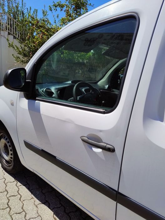 Carrinha Renault Kangoo .