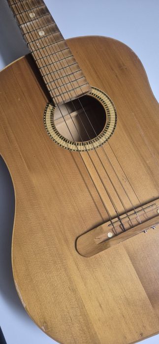 Gitara klasyczna używana