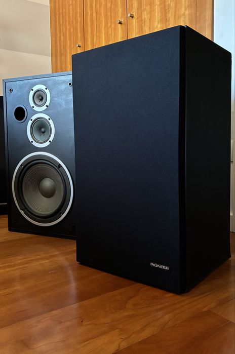 Colunas som Pioneer CS-636