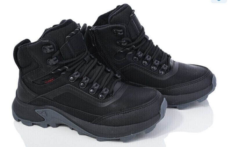 Зимние ботинки на мальчика 36-41 .Clibee