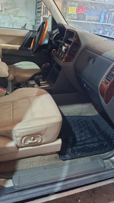 Продам Mitsubishi Pajero 3.2d