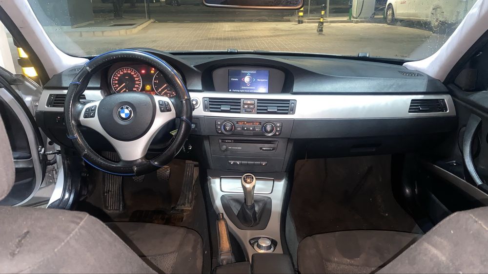 BMW 320 em bom estado geral