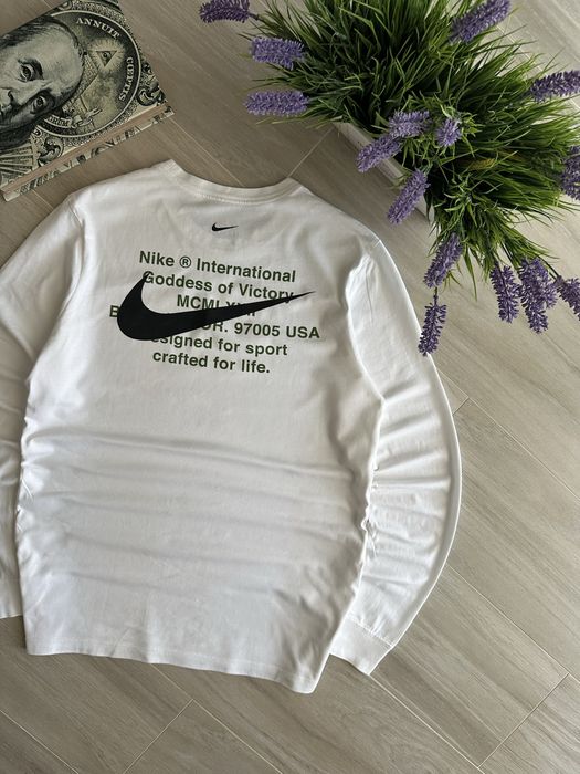 ОРИГІНАЛ! Лонгслів Nike Swoosh NSW