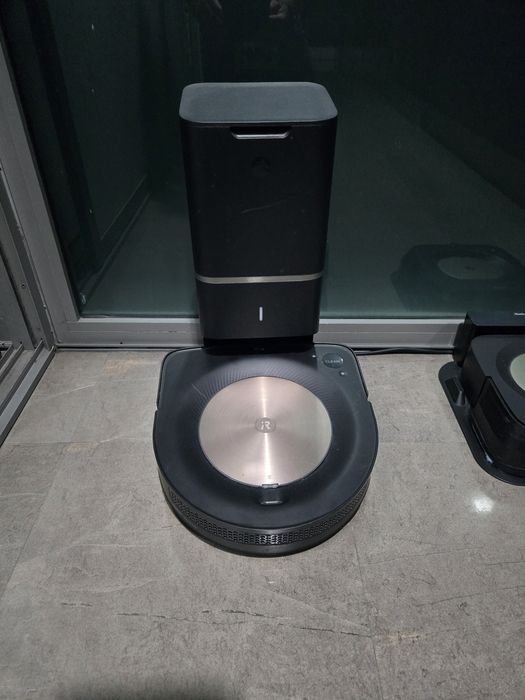 Conjunto : Irobot aspirador  + Roomba :  600 euros