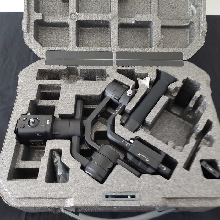 DJI Ronin S - Essentials Kit (Like New)64551387856259121