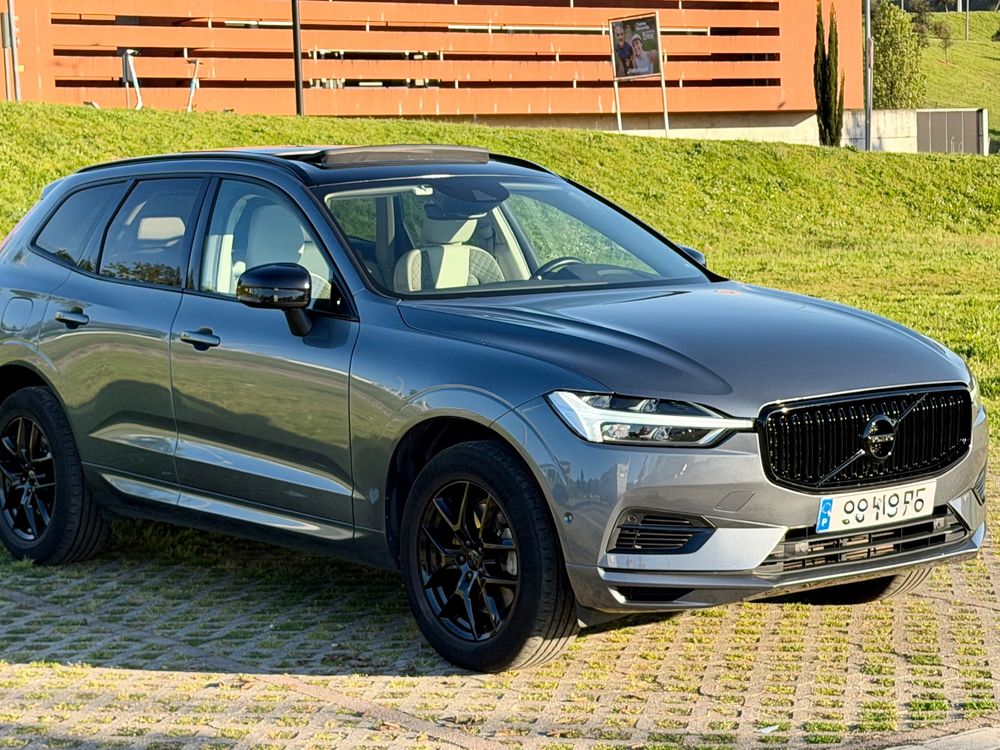 Volvo XC 60 2.0 T8 PHEV Momentum AWD